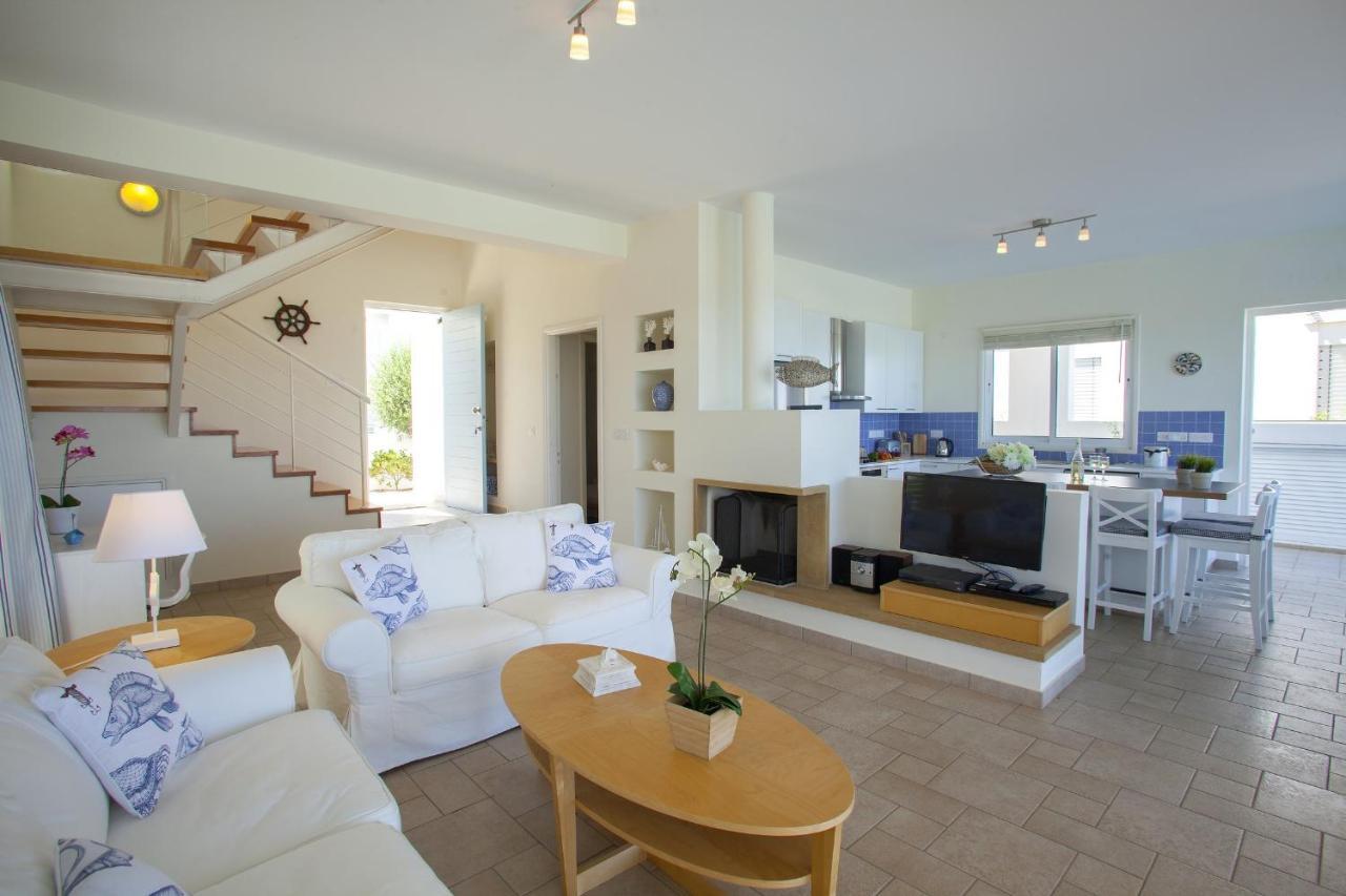 Protaras Seafront Villa Melissa Exterior photo